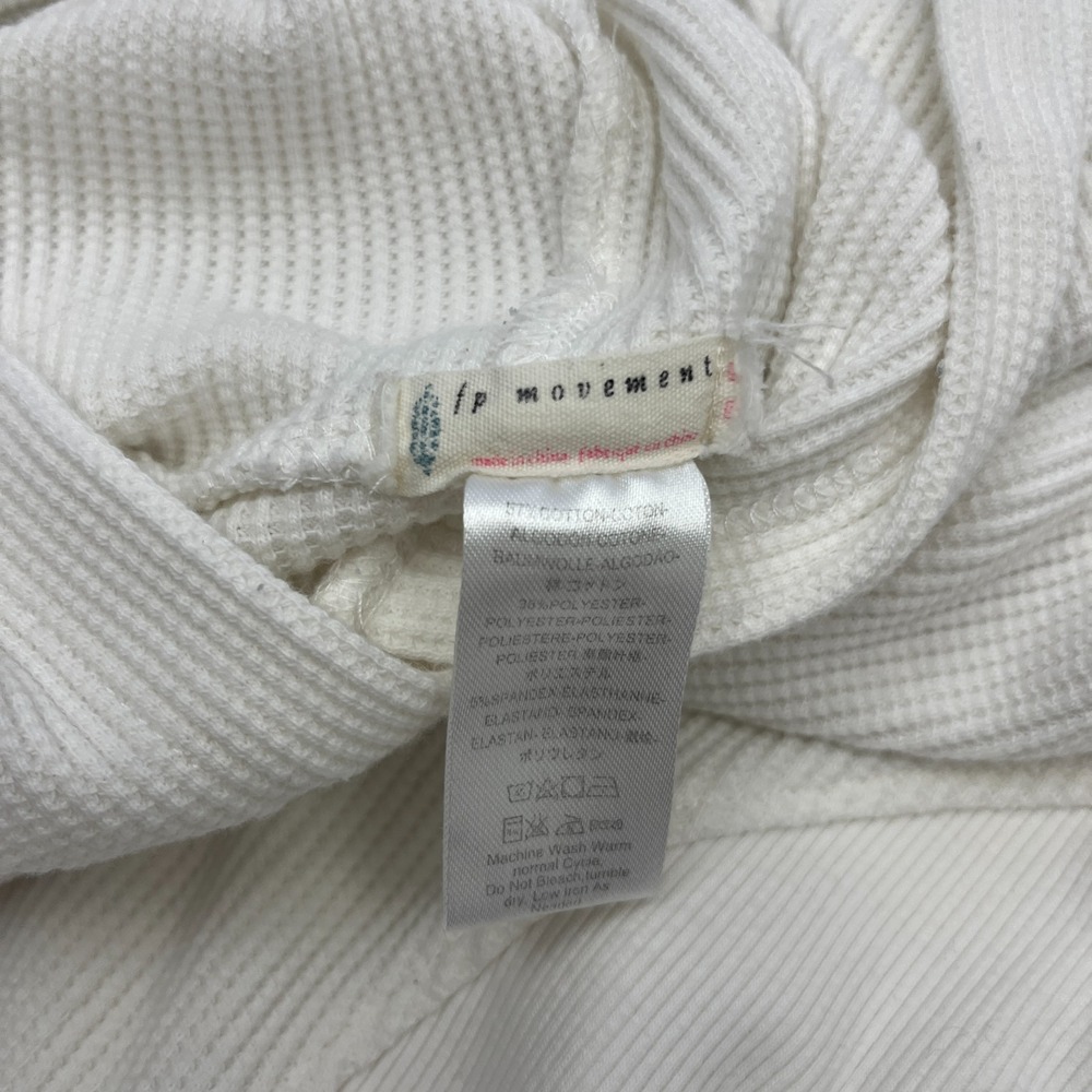 Free People Movement White Thermal Waffle Knit Hoodie Sz M Athleisure Beach - Picture 10 of 10